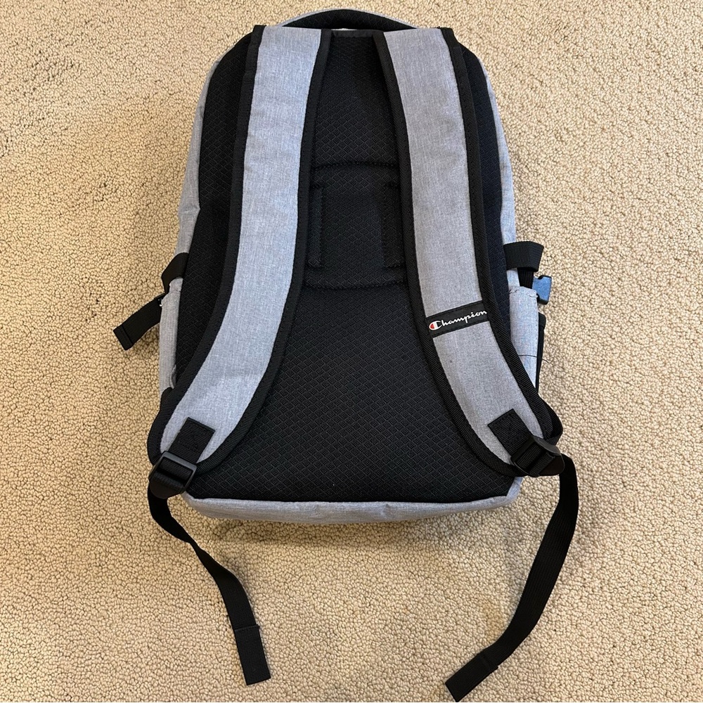 RIT Backpack - Picture 7 of 8